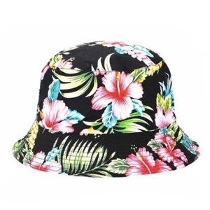 NWT Floral Hawaiian print bucket hat